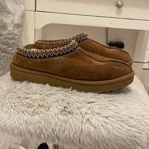 Ugg Tasman slippers